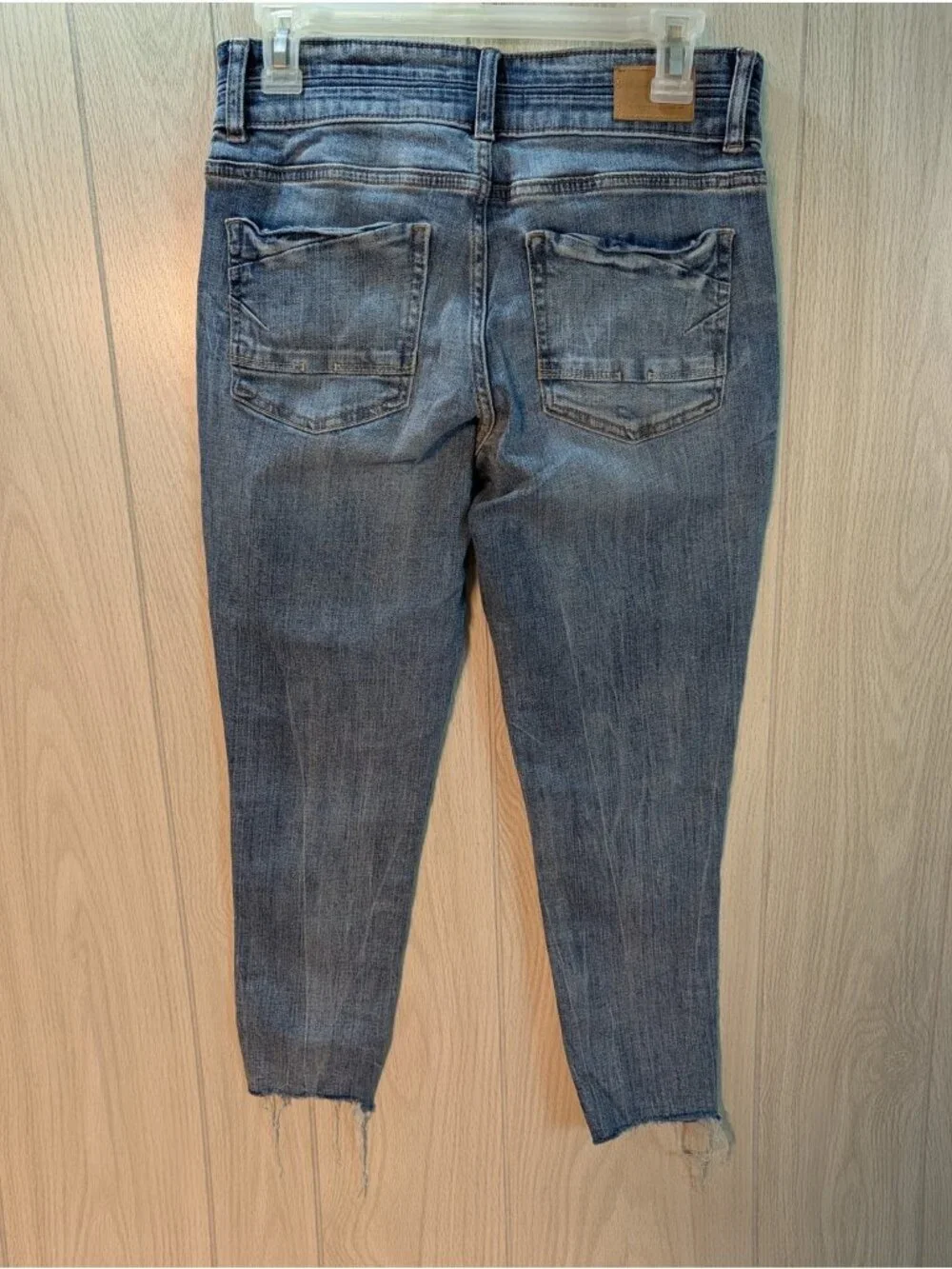 BKE Gabby Raw Hem Jeans sz 26 29x23 Curvy Fit High Rise Raw Hem Skinny